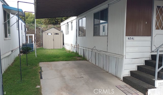 Detail Gallery Image 2 of 17 For 4841 Holly Ave #114,  Long Beach,  CA 90805 - 2 Beds | 2 Baths