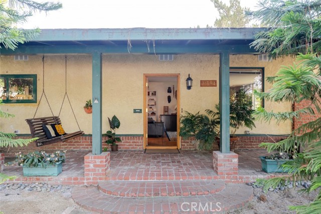 11594 Morrison Street, North Hollywood CA: https://media.crmls.org/medias/737119d4-a0b6-43f4-89b1-ca26d3701eb9.jpg