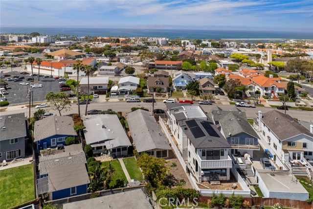 808 El Redondo Avenue, Redondo Beach CA: https://media.crmls.org/medias/73725477-ef19-4477-a8a2-f8da55e8737f.jpg