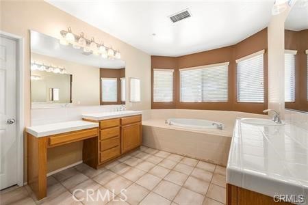 https://media.crmls.org/medias/7372e5cc-1578-4494-8d3a-3b9814a90b19.jpg?preset=X-Large