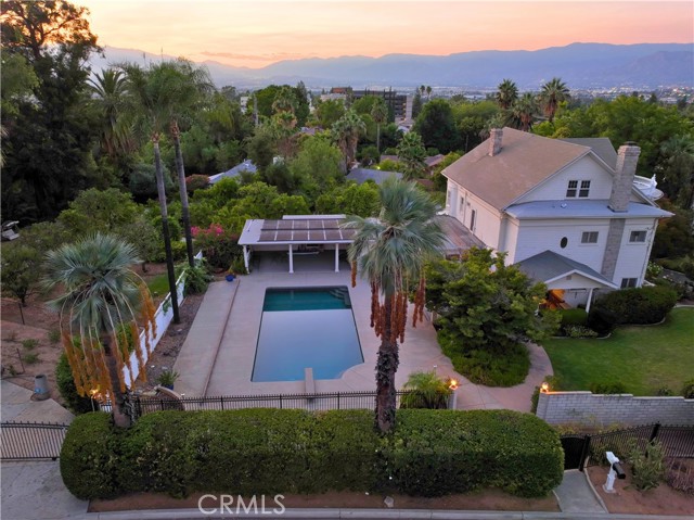 Detail Gallery Image 5 of 75 For 560 Terracina Bld, Redlands,  CA 92373 - 4 Beds | 4/1 Baths