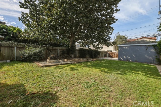 Detail Gallery Image 34 of 43 For 807 Cota, Torrance,  CA 90501 - 2 Beds | 1 Baths