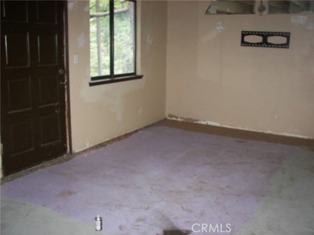 23730 Lakeview, Crestline, CA 92325