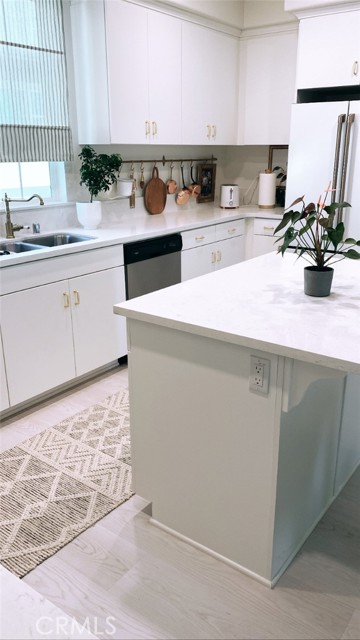 Detail Gallery Image 2 of 23 For 12228 Veranda, Rancho Cucamonga,  CA 91739 - 2 Beds | 2/1 Baths