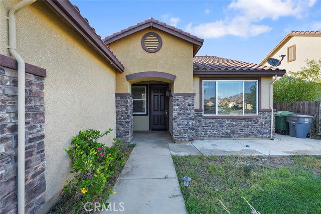 Detail Gallery Image 4 of 35 For 1444 San Pedro St, Los Banos,  CA 93635 - 4 Beds | 2 Baths