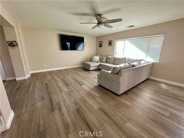 1752 El Nido, Perris CA: https://media.crmls.org/medias/73761cb6-35a7-4305-9669-170726ed82a0.jpg