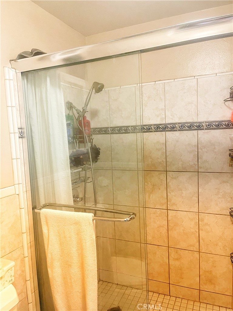 https://media.crmls.org/medias/73771c74-ee4a-4151-939d-e40820024c08.jpg?preset=X-Large