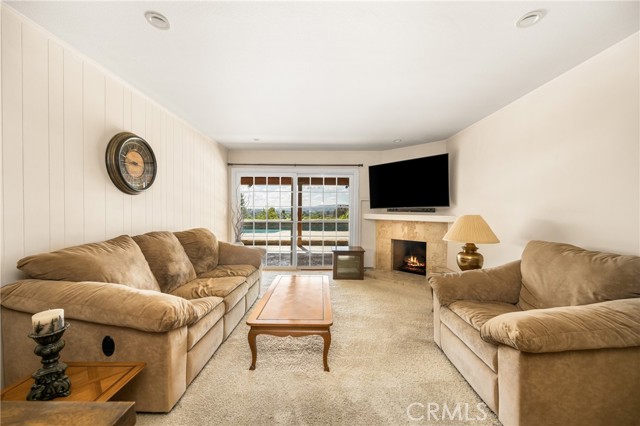 Detail Gallery Image 31 of 75 For 6040 Pat Ave, Woodland Hills,  CA 91367 - 5 Beds | 4/2 Baths