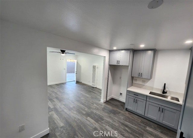 Detail Gallery Image 7 of 31 For 714 W 95th, Los Angeles,  CA 90044 - 2 Beds | 1 Baths