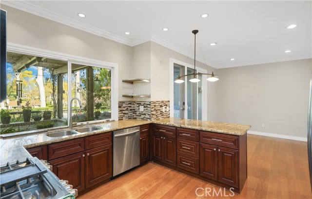 Detail Gallery Image 29 of 45 For 17 Cool Brook, Irvine,  CA 92603 - 4 Beds | 3 Baths