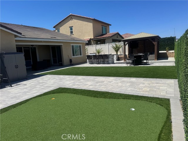 4029 Bridle Court, Palmdale CA: https://media.crmls.org/medias/7379c7a4-033e-43bc-8b0e-965231379a7b.jpg