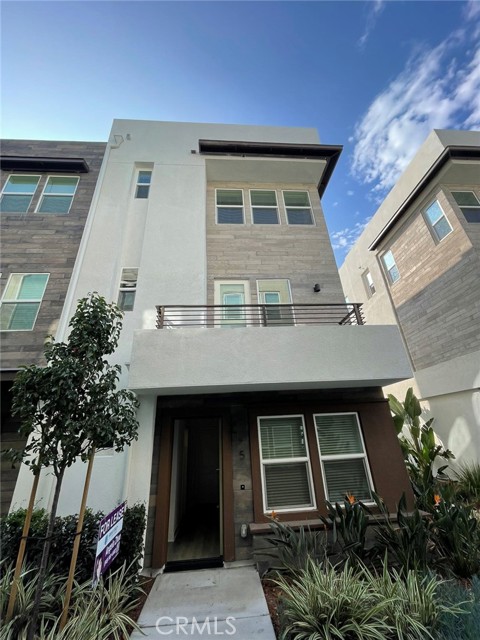 907 E Mason Ln #5, Anaheim, CA 92805