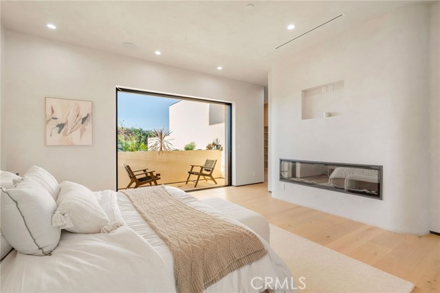 Detail Gallery Image 46 of 72 For 15447 Huston, Sherman Oaks,  CA 91403 - 5 Beds | 5/1 Baths