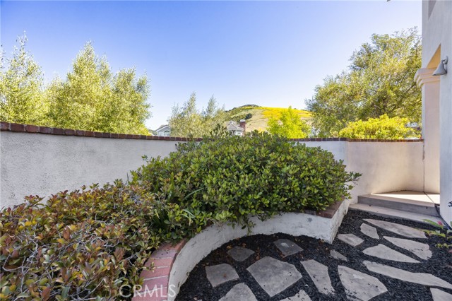 993 Las Palmas Way, San Luis Obispo CA: https://media.crmls.org/medias/737ae840-ba77-44d1-bb40-682993e82d22.jpg