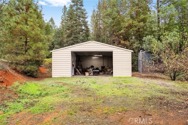 Detail Gallery Image 10 of 68 For 18774 Challenge Cut off Rd, Forbestown,  CA 95941 - 5 Beds | 3 Baths