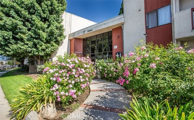 Detail Gallery Image 3 of 23 For 20234 Cantara St #234,  Winnetka,  CA 91306 - 0 Beds | 1 Baths