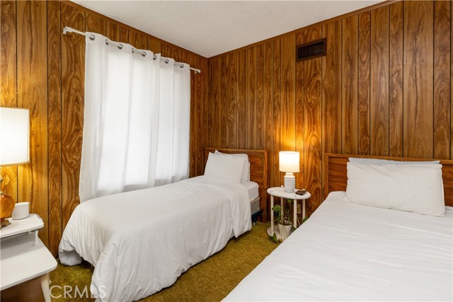 Detail Gallery Image 10 of 32 For 2038 Marigold, Pomona,  CA 91767 - 4 Beds | 2 Baths