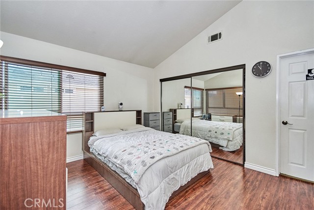 Detail Gallery Image 13 of 37 For 2025 Artesia Bld #G,  Torrance,  CA 90504 - 2 Beds | 2 Baths