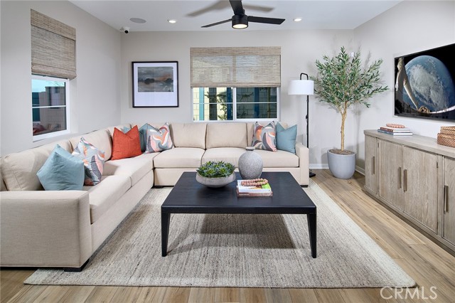 Detail Gallery Image 3 of 25 For 12706 Rosemount Rd, Corona,  CA 92880 - 3 Beds | 2/1 Baths