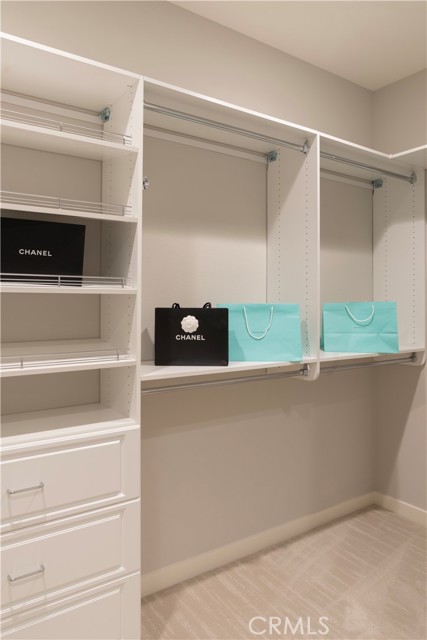 Detail Gallery Image 14 of 31 For 6509 Canyon Oaks Drive, Simi Valley,  CA 93063 - 5 Beds | 5/1 Baths