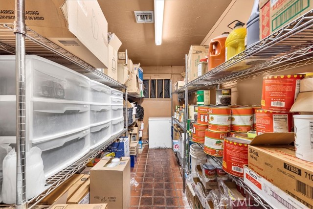 4133 Anaheim Street, Long Beach CA: https://media.crmls.org/medias/737deff4-64a2-487c-8dc0-1bb56837b9dc.jpg