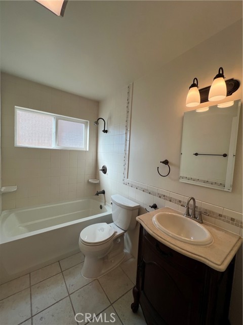 Detail Gallery Image 28 of 38 For 616 S Archer St, Anaheim,  CA 92804 - 5 Beds | 5/1 Baths