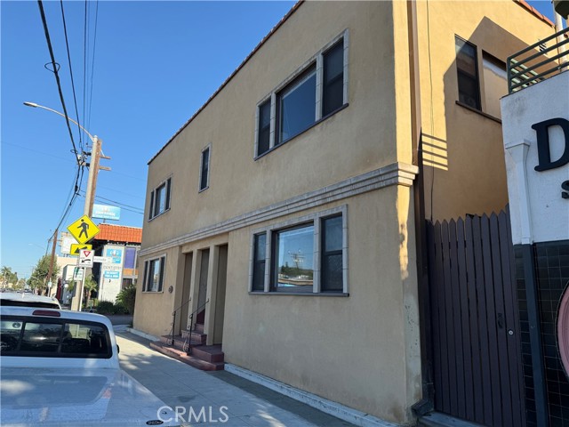 3234 E Broadway E, Long Beach CA: https://media.crmls.org/medias/73806281-01be-4ce4-bd13-0015ec9813cc.jpg
