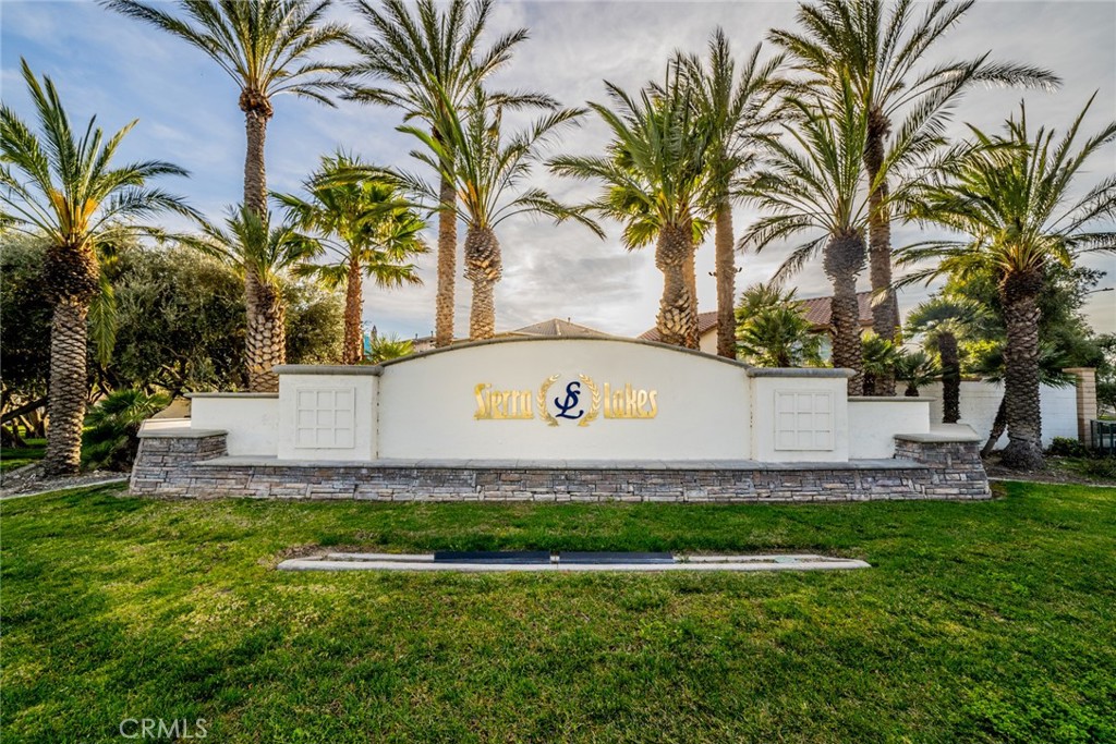 https://media.crmls.org/medias/73816f80-fc75-4276-a019-c51271513c69.jpg?preset=X-Large
