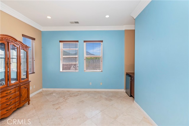 Image 18 of 56 For 15487 Skyridge Drive