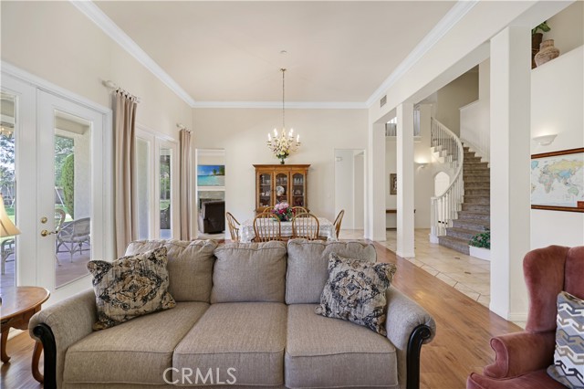 1050 Fuller Drive, Claremont CA: https://media.crmls.org/medias/7383eb36-d17a-4221-ab32-0610235991b6.jpg