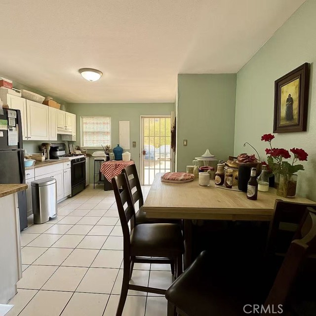 Detail Gallery Image 4 of 8 For 7523 Guthrie St, San Bernardino,  CA 92410 - 2 Beds | 1 Baths