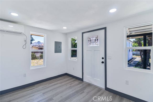 1235 Spruce Street, San Bernardino CA: https://media.crmls.org/medias/7384552b-c732-427a-9c96-bc78ebcd60f7.jpg