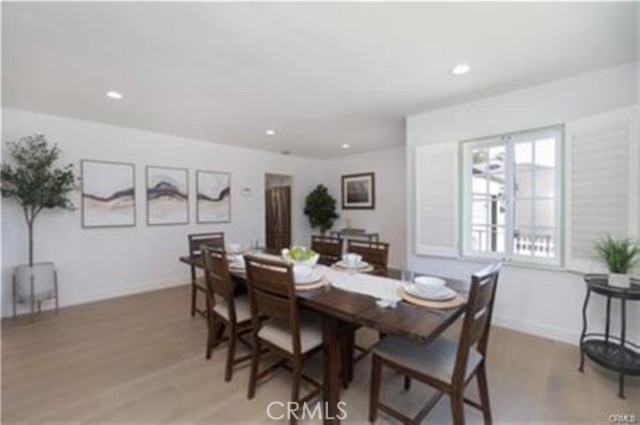 5840 White Oak Avenue, Encino CA: https://media.crmls.org/medias/7384eef9-50d4-4639-b042-b1b8d944af7e.jpg