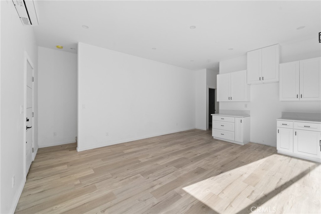 MLS #SR25250308 image #1