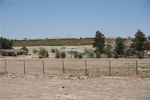 Image 4 of 20 For 19968 Bear Valley Road