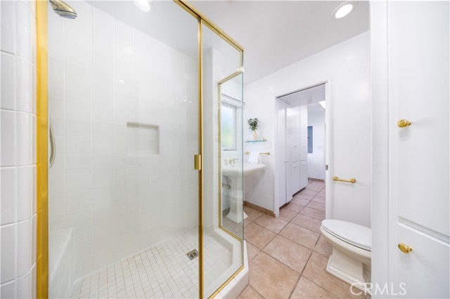 2175 Roanoke Road, San Marino CA: https://media.crmls.org/medias/73869e3c-25a7-4832-b3a2-23bcca1b1597.jpg