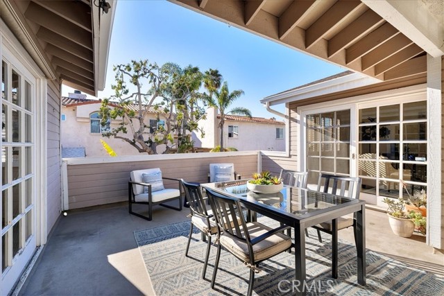 622 Guadalupe Avenue, Redondo Beach, California 90277, 4 Bedrooms Bedrooms, ,3 BathroomsBathrooms,Residential,Sold,Guadalupe,SB22031676