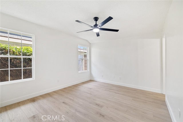 8065 E Ring Street, Long Beach CA: https://media.crmls.org/medias/73870224-f887-4304-bfc4-0919f43425c4.jpg