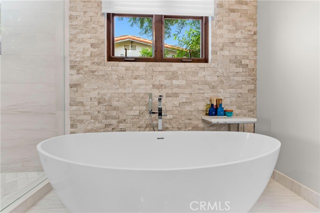 1509 Via Montemar, Palos Verdes Estates, California 90274, 4 Bedrooms Bedrooms, ,4 BathroomsBathrooms,Residential,Sold,Via Montemar,SB21180594