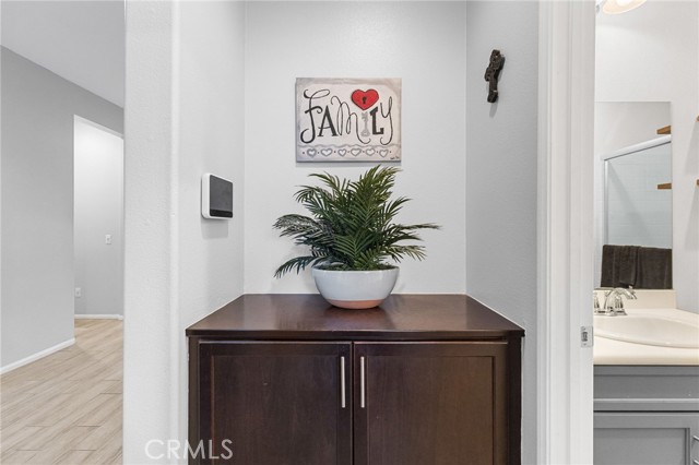 Detail Gallery Image 7 of 48 For 11264 Conner, Jurupa Valley,  CA 91752 - 5 Beds | 3 Baths