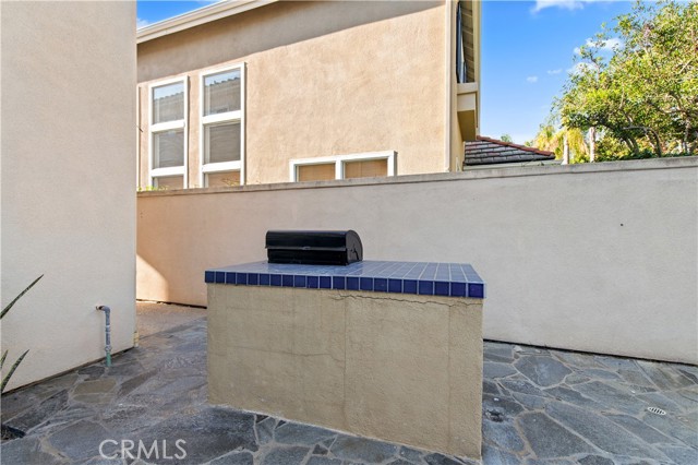 31 Versailles, Newport Coast CA: https://media.crmls.org/medias/7388b1e4-9fcf-4c24-bd70-45c6b8b3ba61.jpg