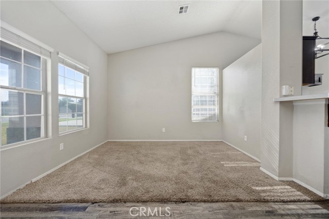 719 Baldwin Farms Drive, Bakersfield CA: https://media.crmls.org/medias/73890741-f753-47bb-99b6-34f65cba1be2.jpg