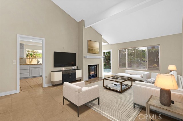 Detail Gallery Image 5 of 23 For 3386 Montagne Way, Thousand Oaks,  CA 91362 - 4 Beds | 2/1 Baths