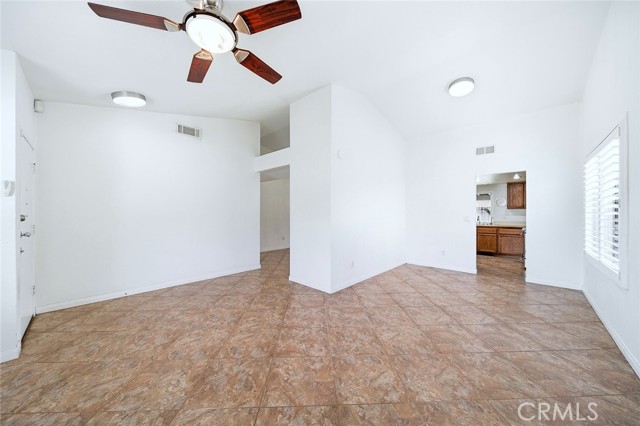 Detail Gallery Image 20 of 38 For 1080 Brentwood, Rialto,  CA 92376 - 3 Beds | 2 Baths