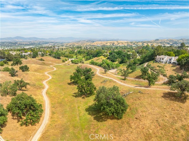Detail Gallery Image 49 of 53 For 24526 Windsor Dr a,  Valencia,  CA 91355 - 3 Beds | 2/1 Baths