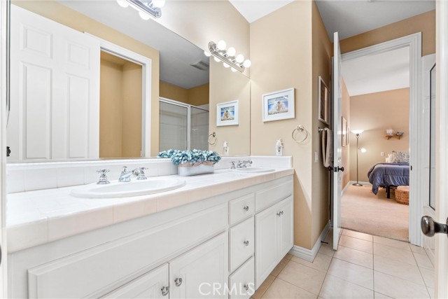 1522 Oakhill Court, Santa Ana CA: https://media.crmls.org/medias/738b63eb-5d07-4899-8e7e-8c547a841ede.jpg