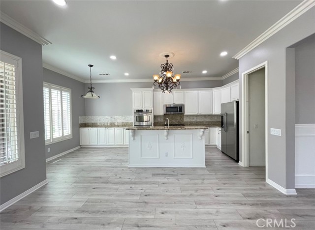 Detail Gallery Image 7 of 27 For 6930 Boulder Creek Dr, Corona,  CA 92880 - 4 Beds | 2 Baths