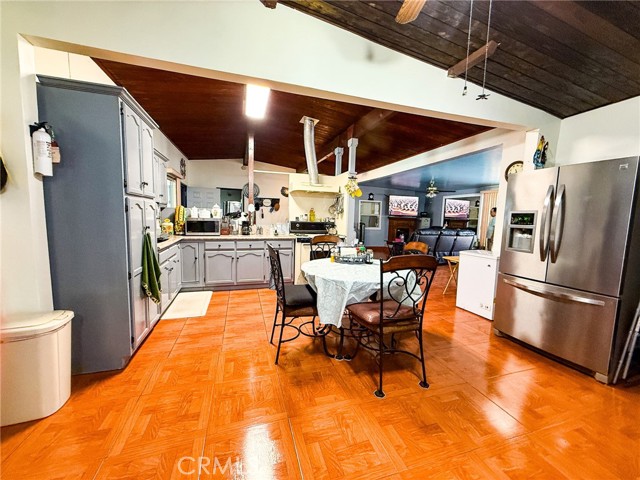 Detail Gallery Image 33 of 44 For 18457 E Armstead St, Azusa,  CA 91702 - 4 Beds | 2 Baths