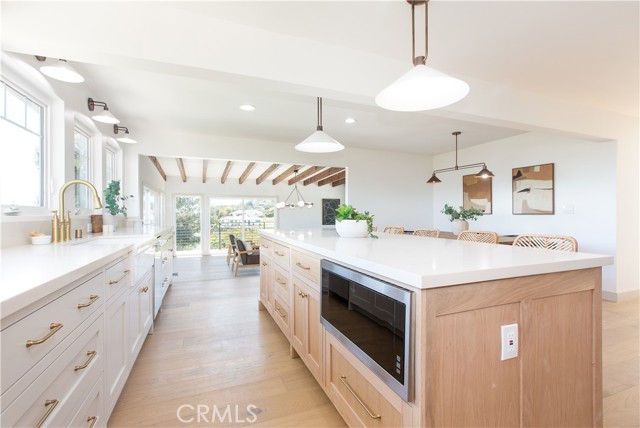 2348 Sunnyside Ridge Road, Rancho Palos Verdes, California 90275, 4 Bedrooms Bedrooms, ,2 BathroomsBathrooms,Residential,Sold,Sunnyside Ridge,PW23030378