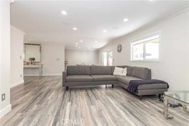 Image 10 of 31 For 9434 Mclennan Avenue